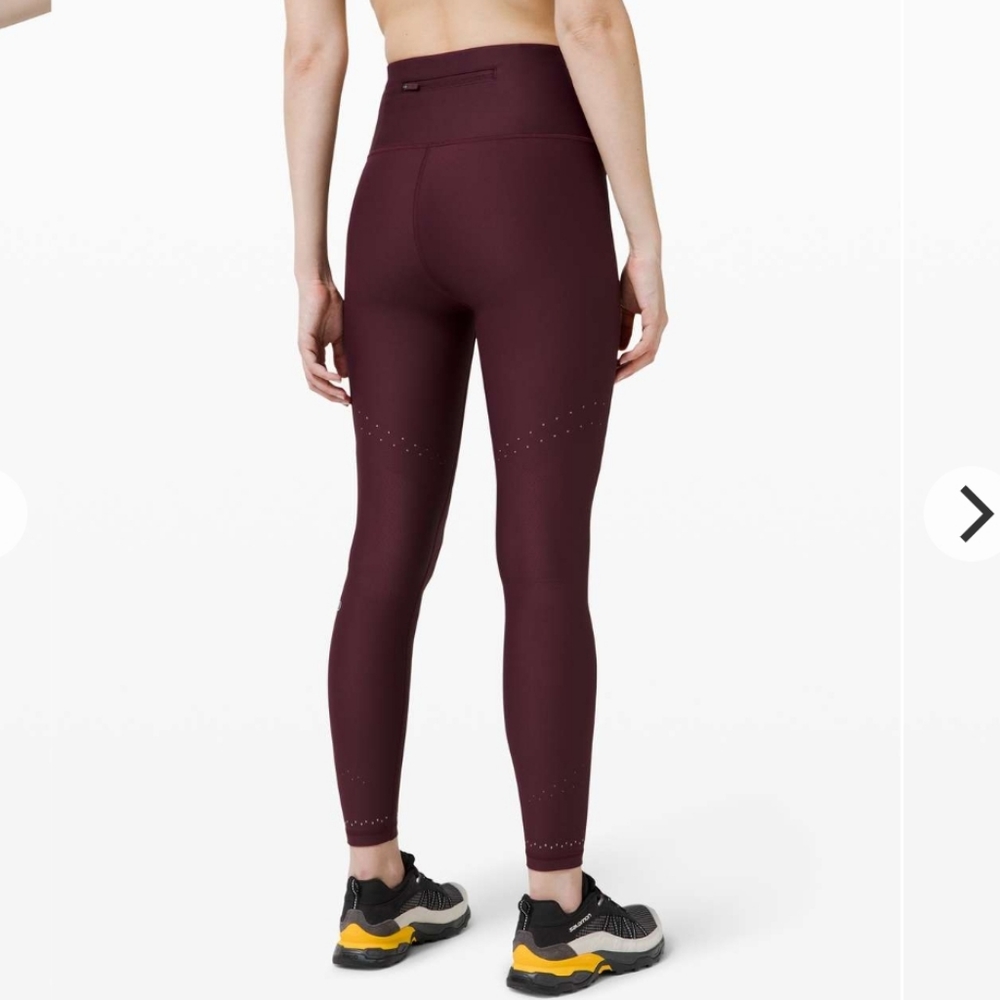 2021 Lululemon zoned in tight